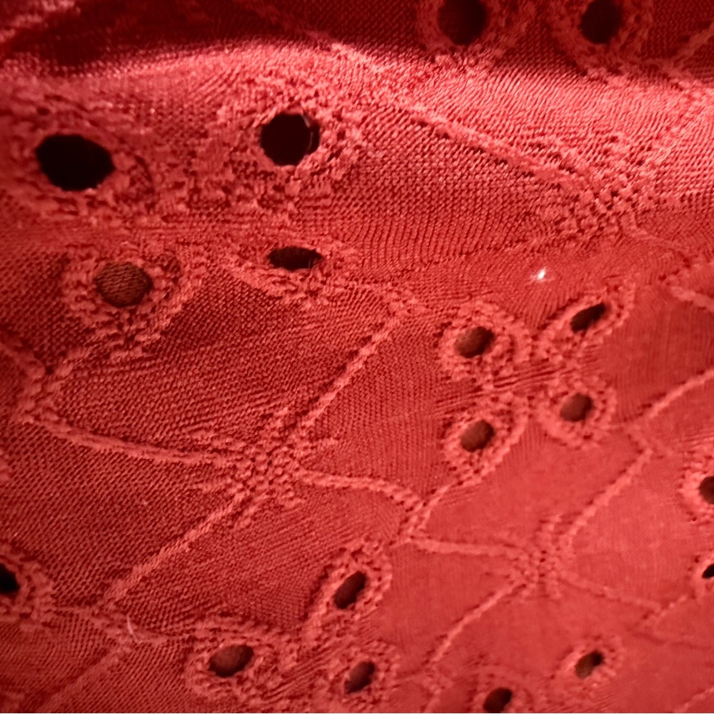 Entro Rust Red Garment with Soft Texture - Picture 5 of 6